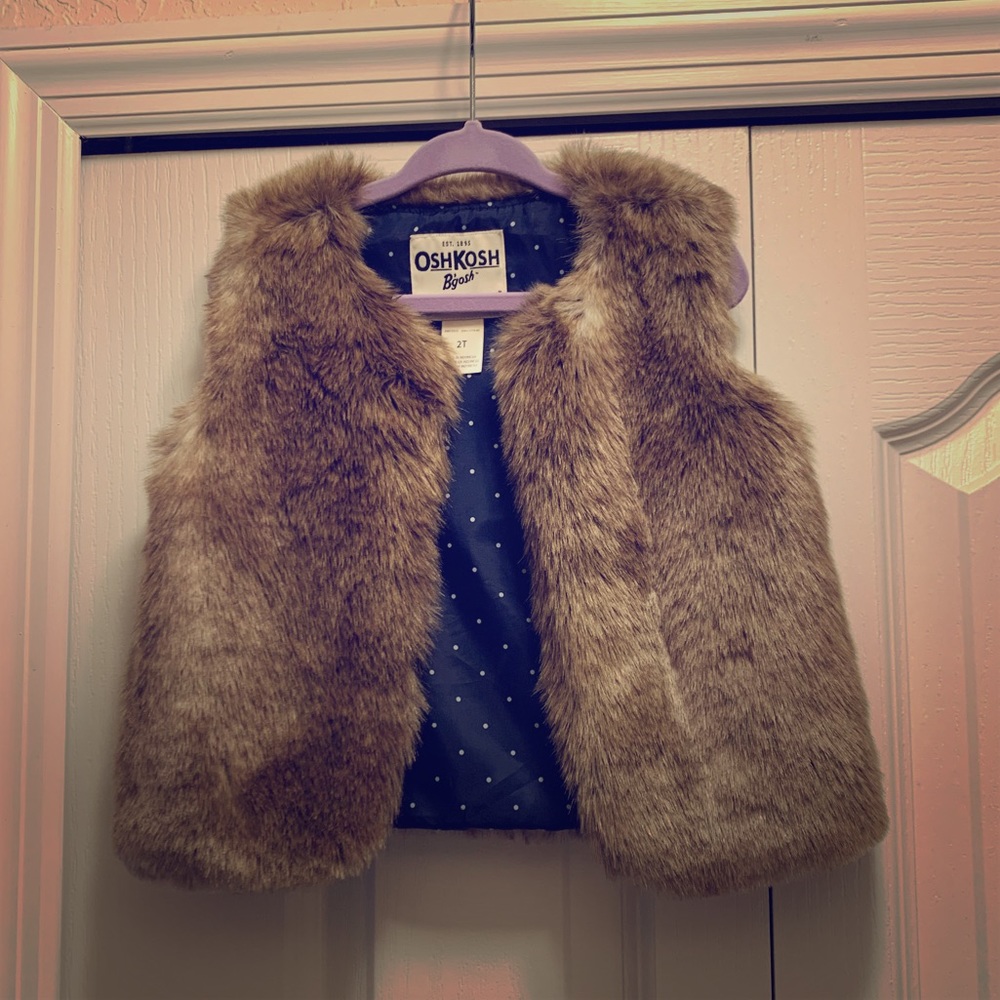OshKosh faux fur toddler girl vest 2T